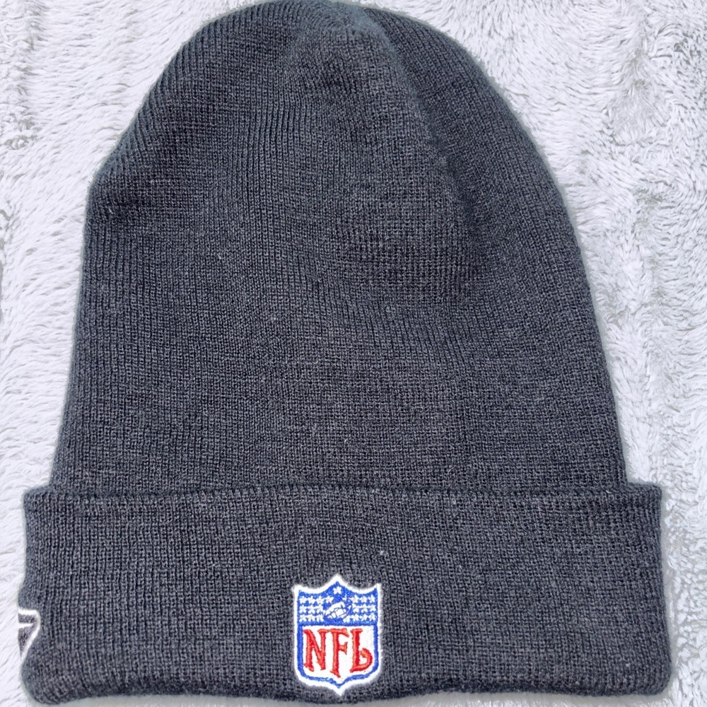 Tampa Bay Adults Size Black Color Beanie Hat Embroidered Logo NFL